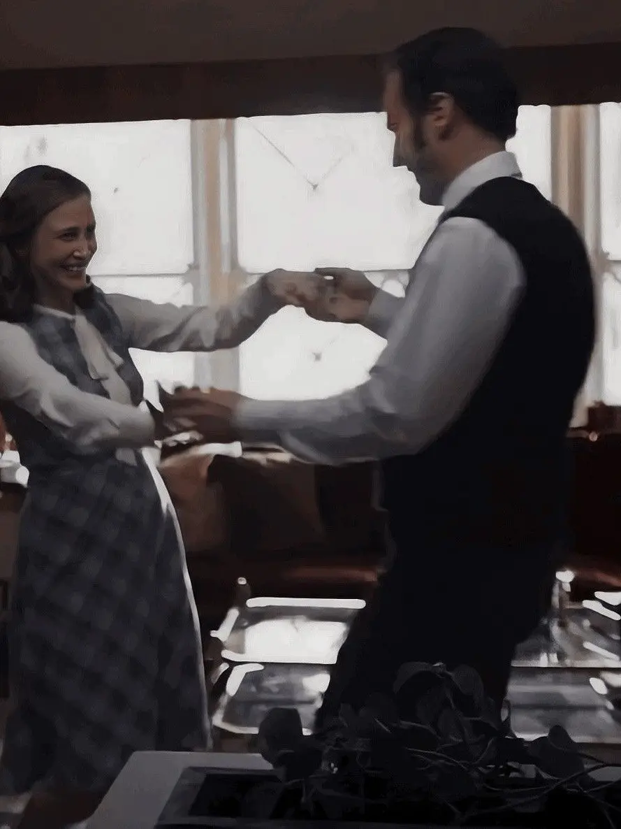 PromptSiren4444의 Ed and Lorraine Warren-your parents!