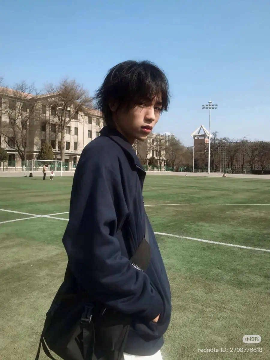 BeigeFocus3412의 childhood bbsf