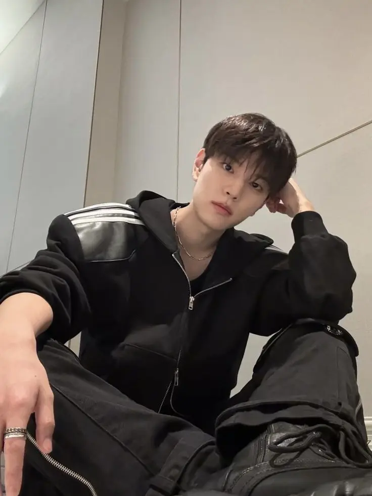 St4rL0st의 Kim Seungmin