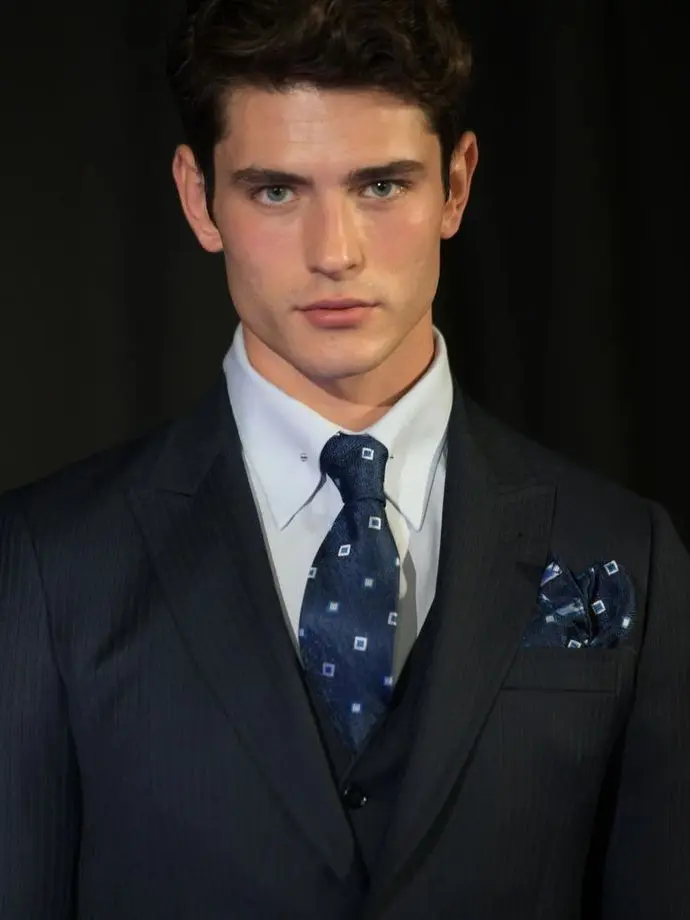 SimpleEland0769의 Cold husband