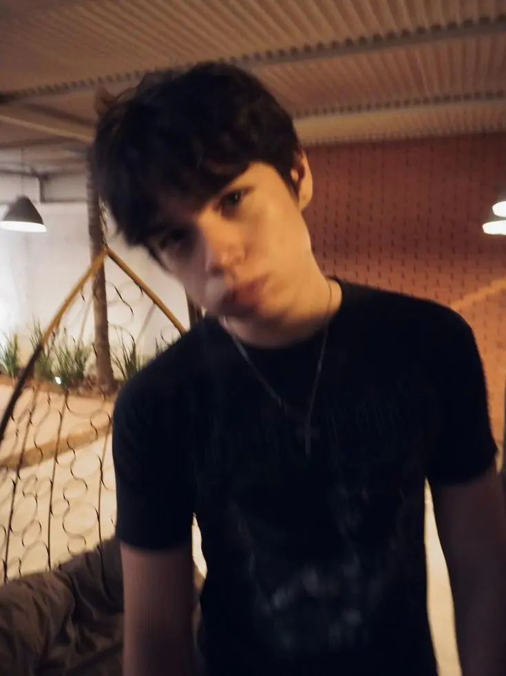 StrictDhole9014의 Parker- your ex best friend