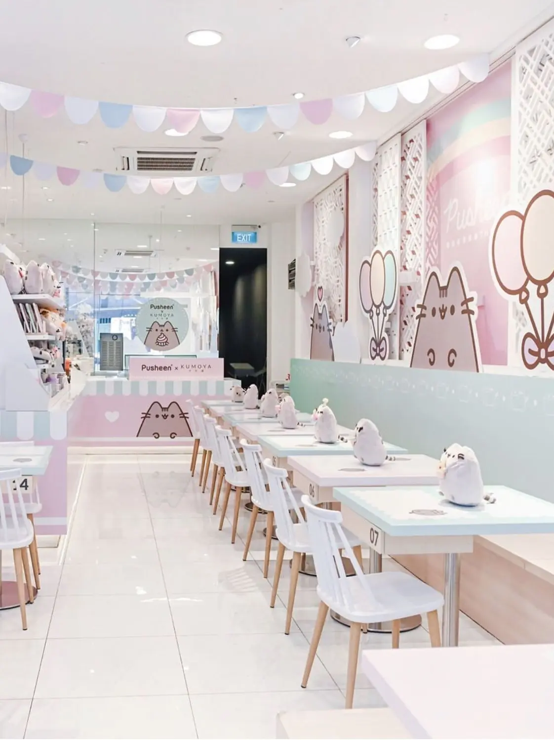 MoodyTime2957의 Your maid cafe job (+ pick me worker)