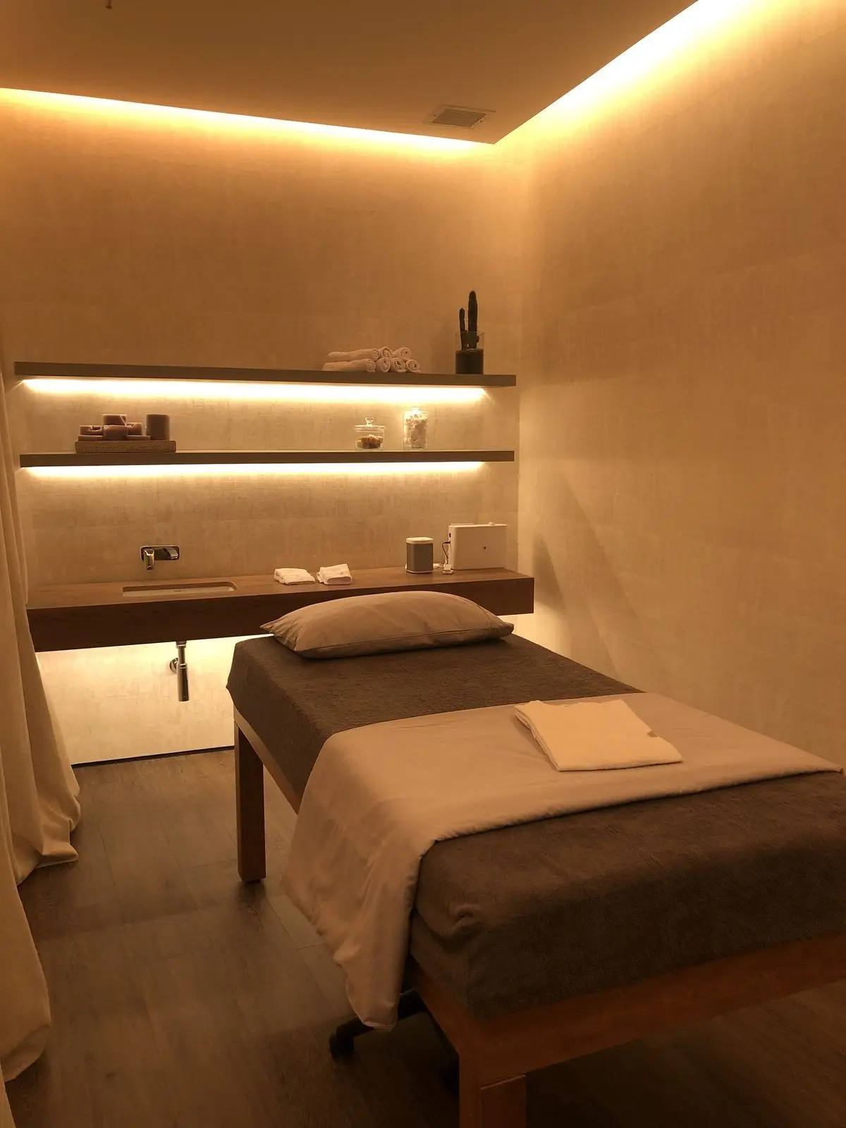 FairWin6989의 女性専用オイルマッサージ店