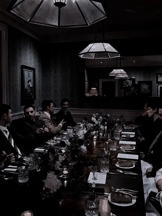 Apple_caledon의 A Family Of Sin