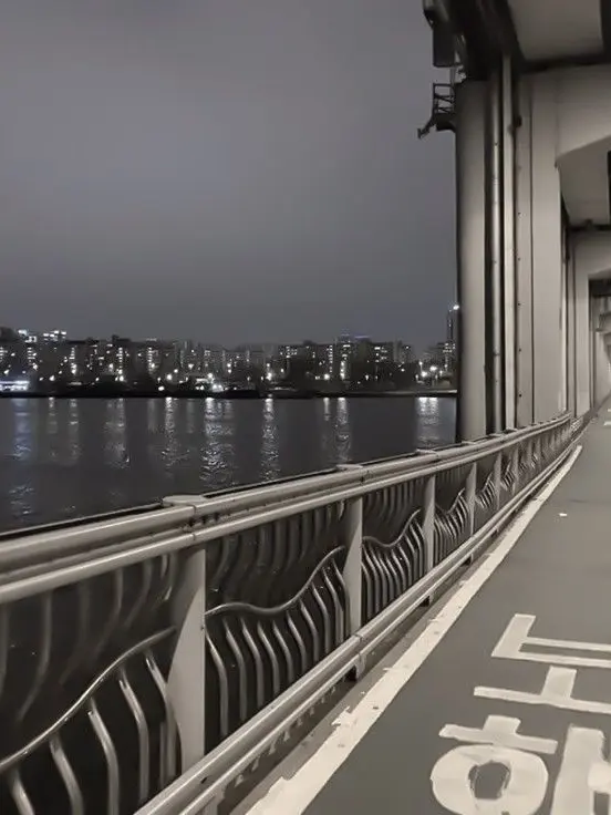 Somalis의 귀여운 남편인 줄 알았는데..