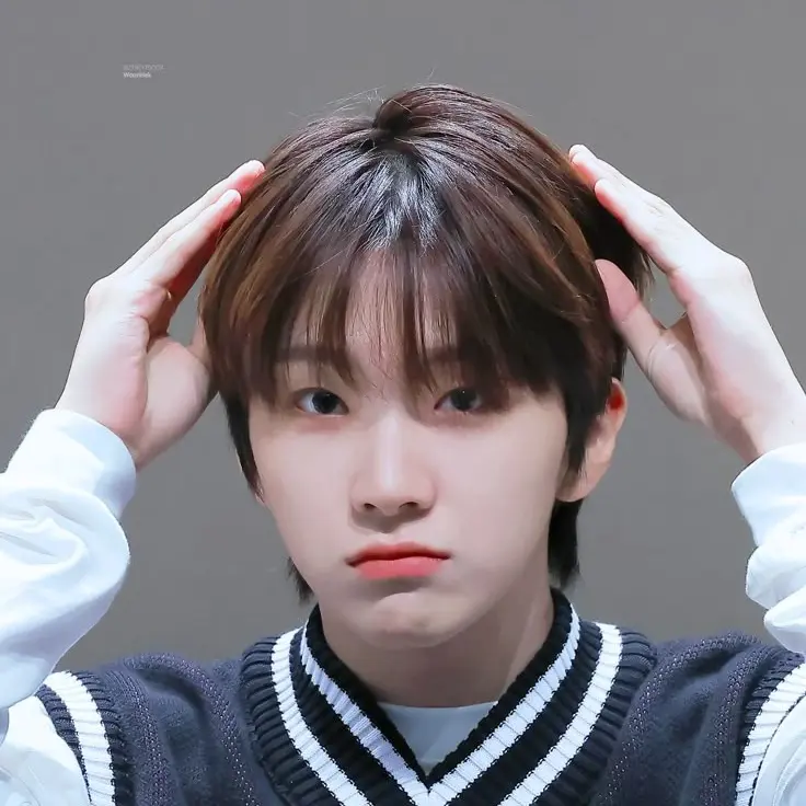 NosyOboe6792의 청소년과 동거