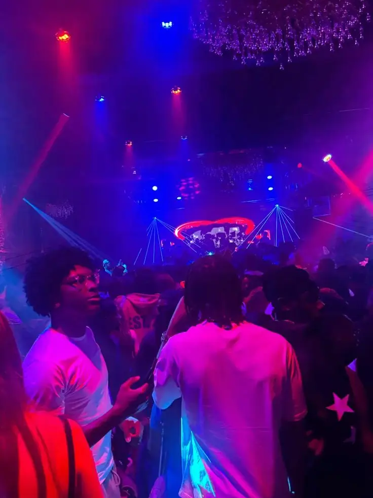 Zamonii1418의 Club Starlight
