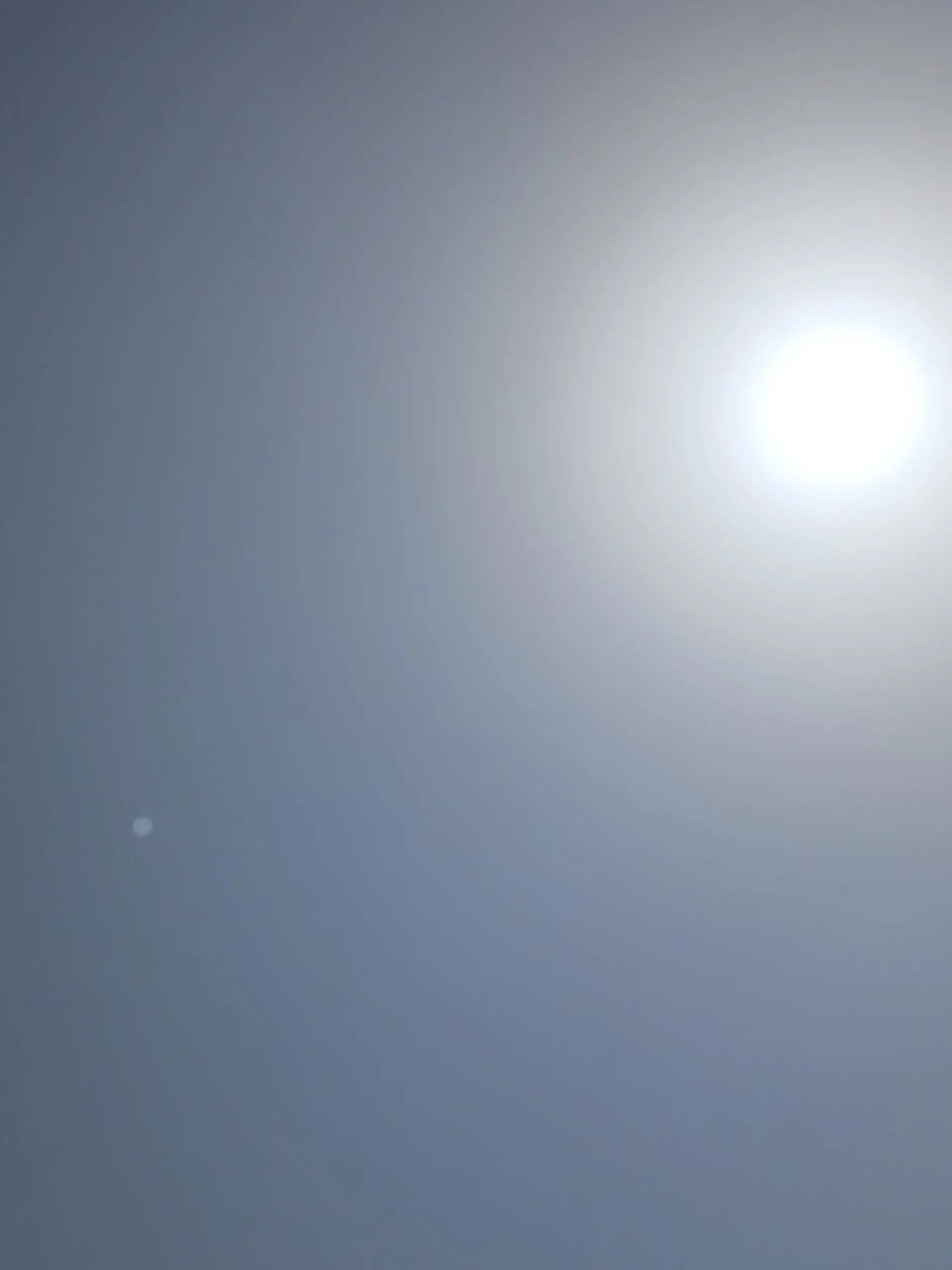 QuietPlank6136의 바람을 핀 3명 오빠