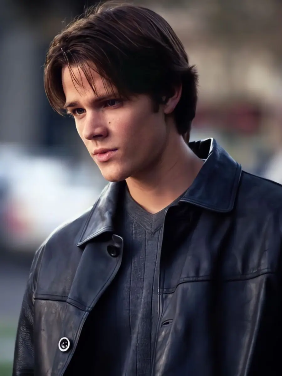 LinearDuvet3112의 Dean Forester