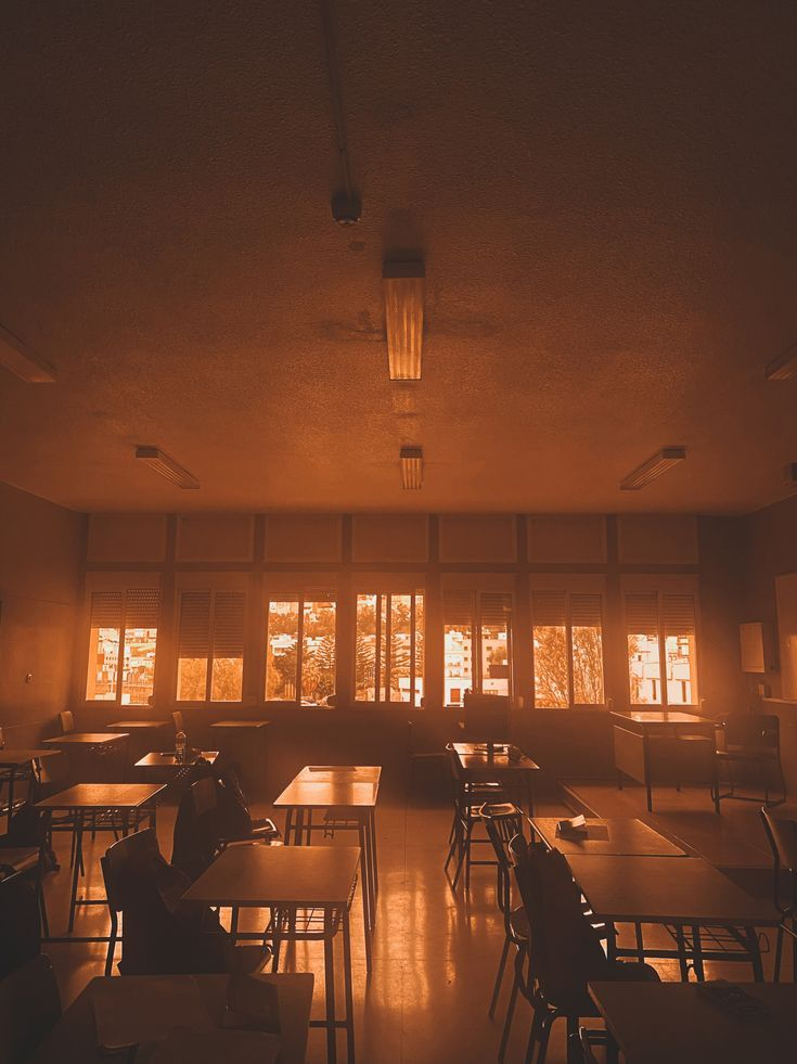 🤎 | 친한 후배 대표 이미지