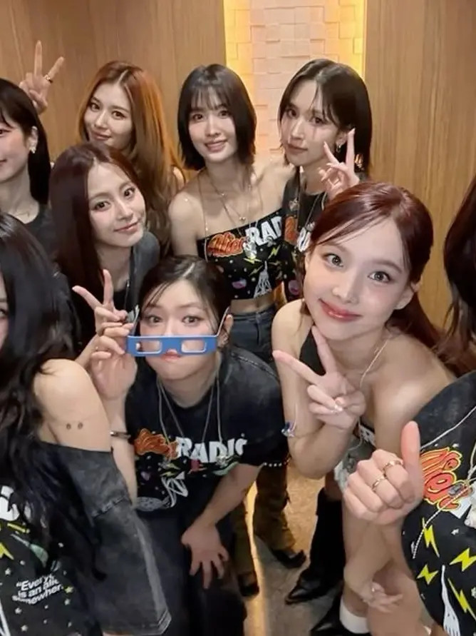 SolemnBaiji8013의 Twice