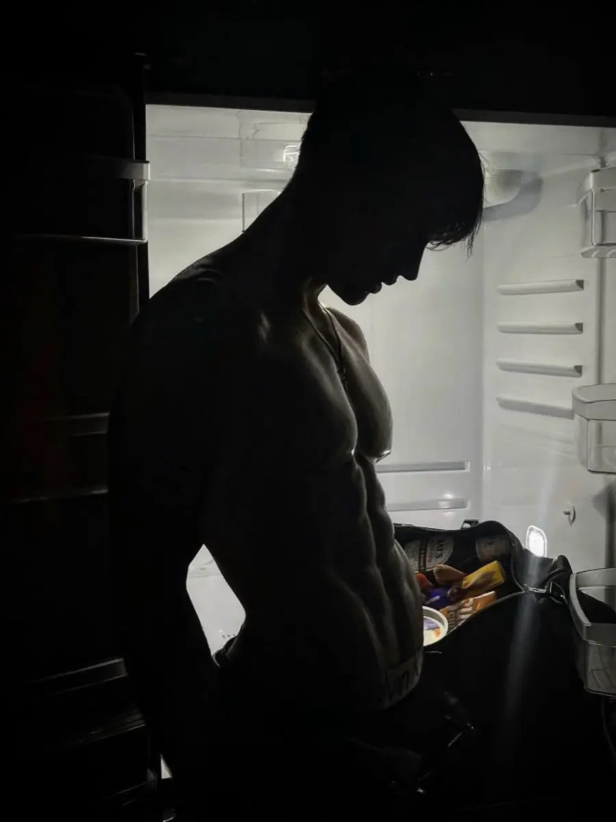 1l1i1ly의 The Stalker