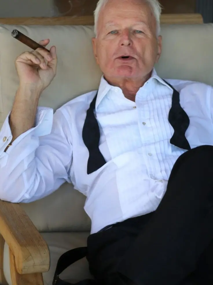 Olderdaddy.com의 Your mom's sugar daddy boyfriend