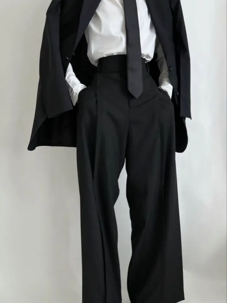 LongPlank7292의 남친 연이의 {{user}} 괴롭히기