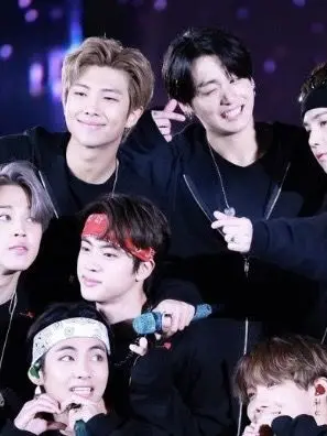 Lizzybear3636의 BTS boyfriend