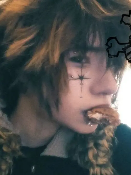 Mochipaws의 The emo boys come to your friend group?!