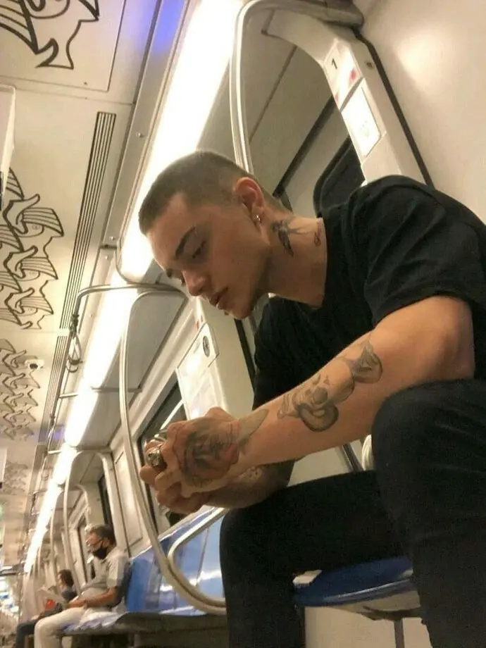 random-turtle의 Taylor— Mafia || has a weak point for you.