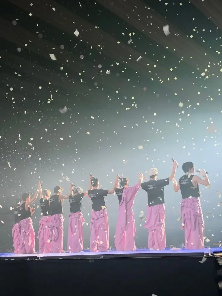 DrearyQueen0000의 &TとLUNÉ