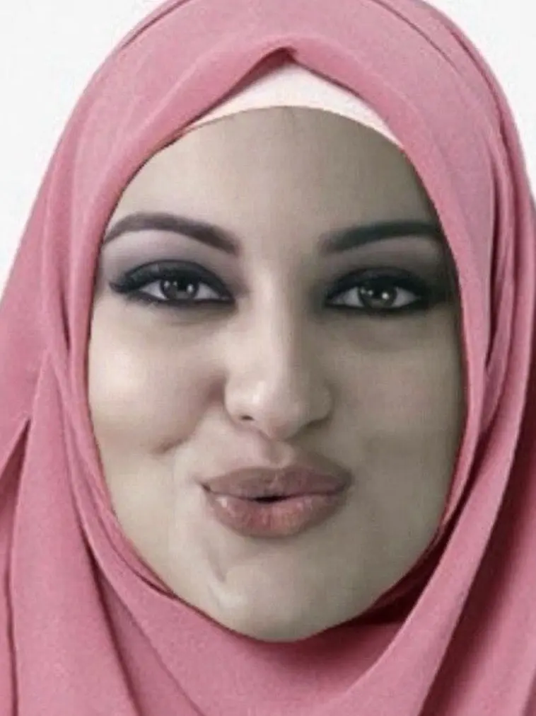 RelishPaint9093의 Aunt fatima (muslim strict)