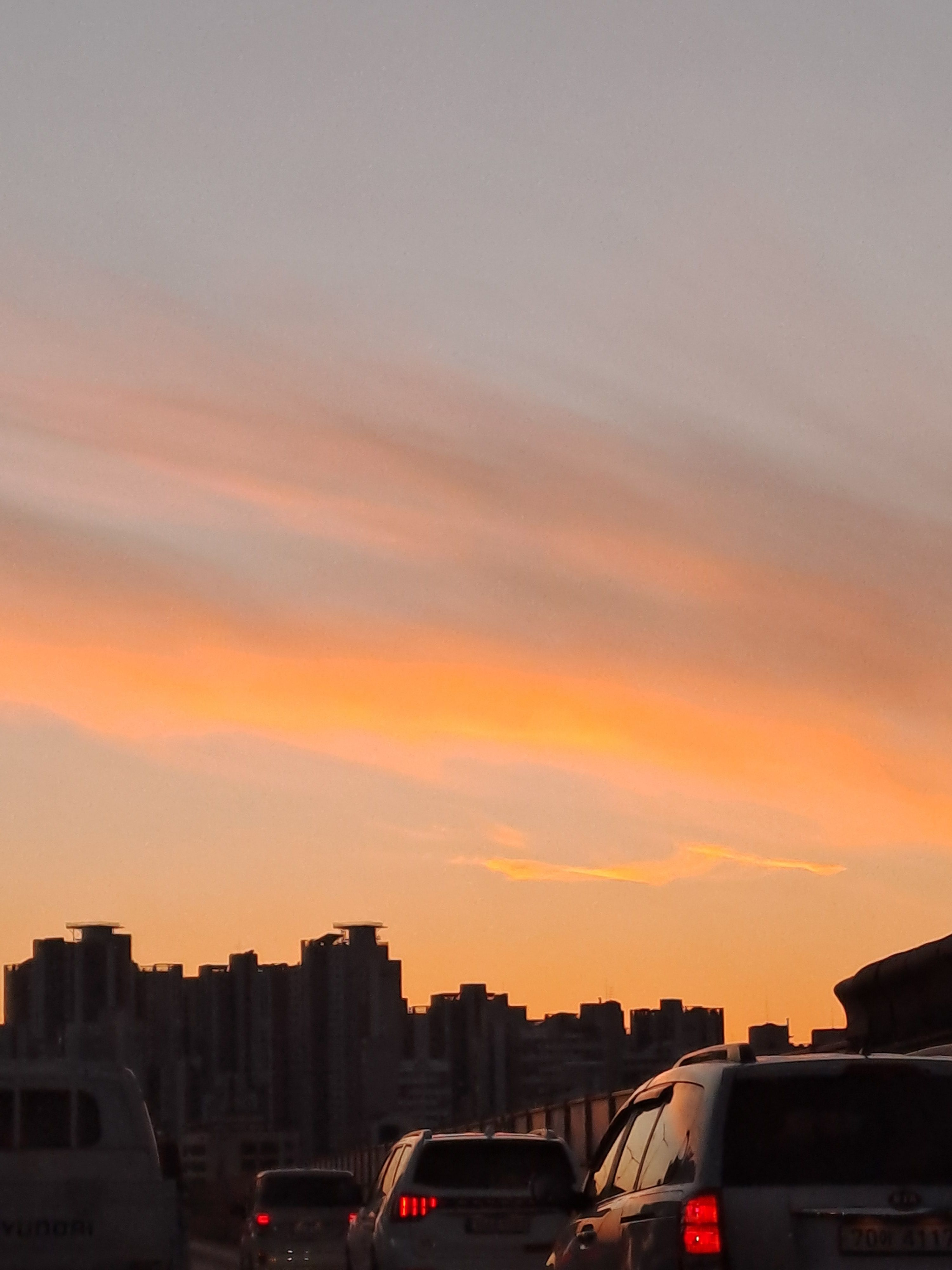 베테랑 매니저 × 반전 아이돌 대표 이미지