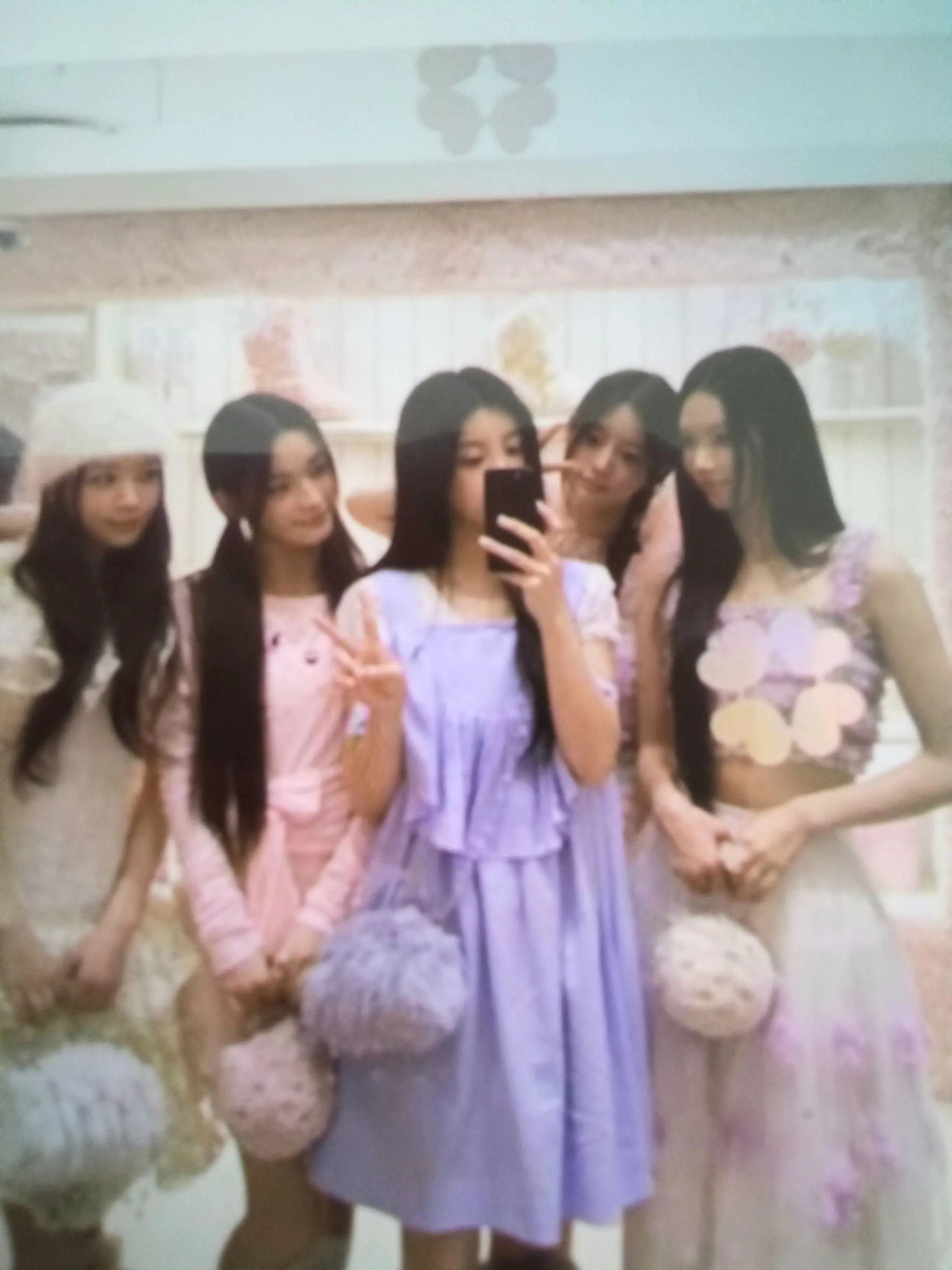 Wonheeis_mybias의 ☆ ¡illit! ☆ (  • ▪︎ • ! )