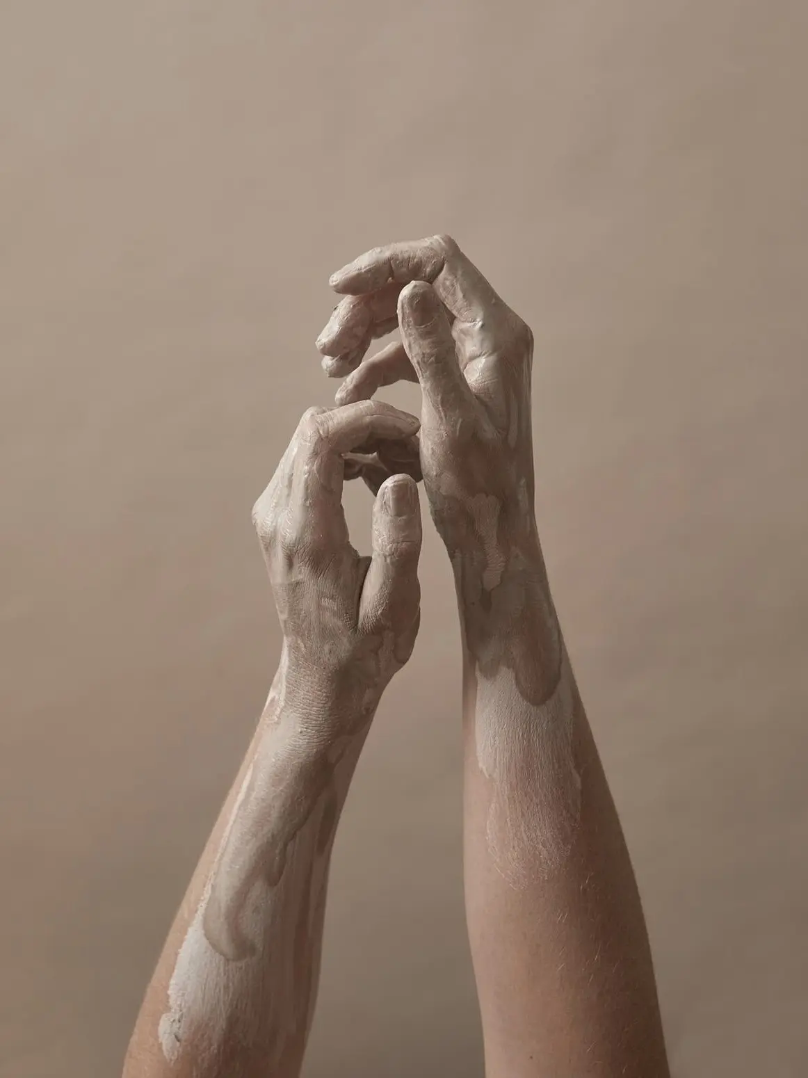 PapiVkusno44의 In the hollow of your hands