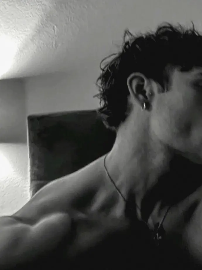 GlassWage4571의 New Grumpy Neighbor