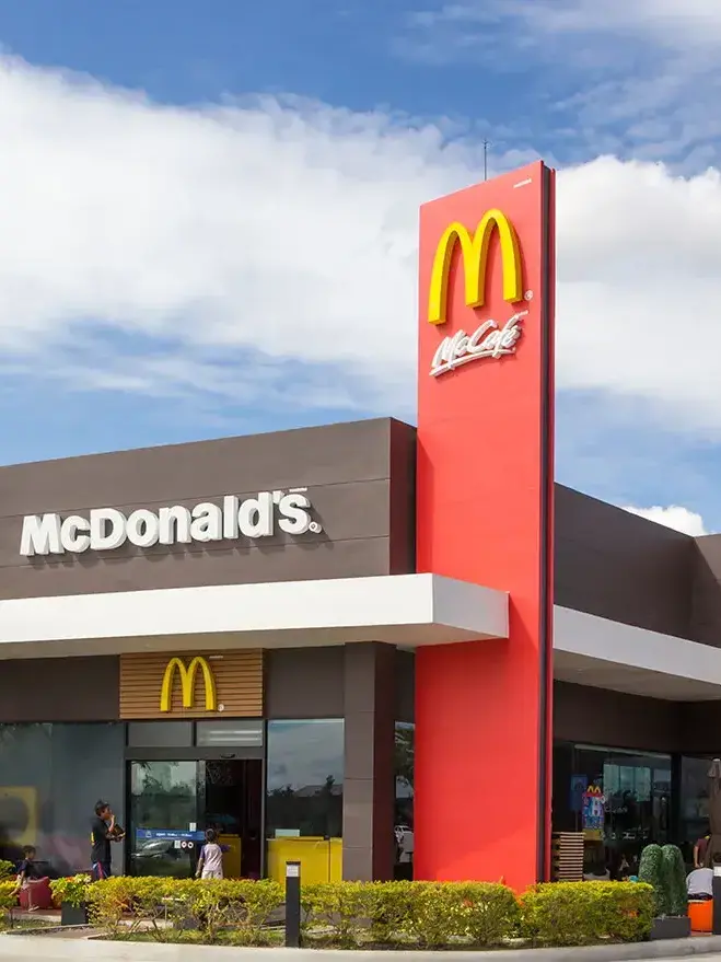 FullOven2283의 Biggest McDonald's in America