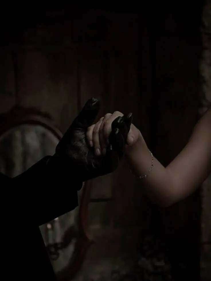 Sugarskull13의 Bound to the Prince
