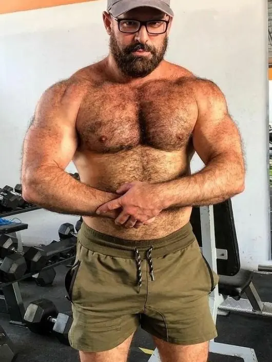 R0seP34t4ls의 Pervert Gym teacher.