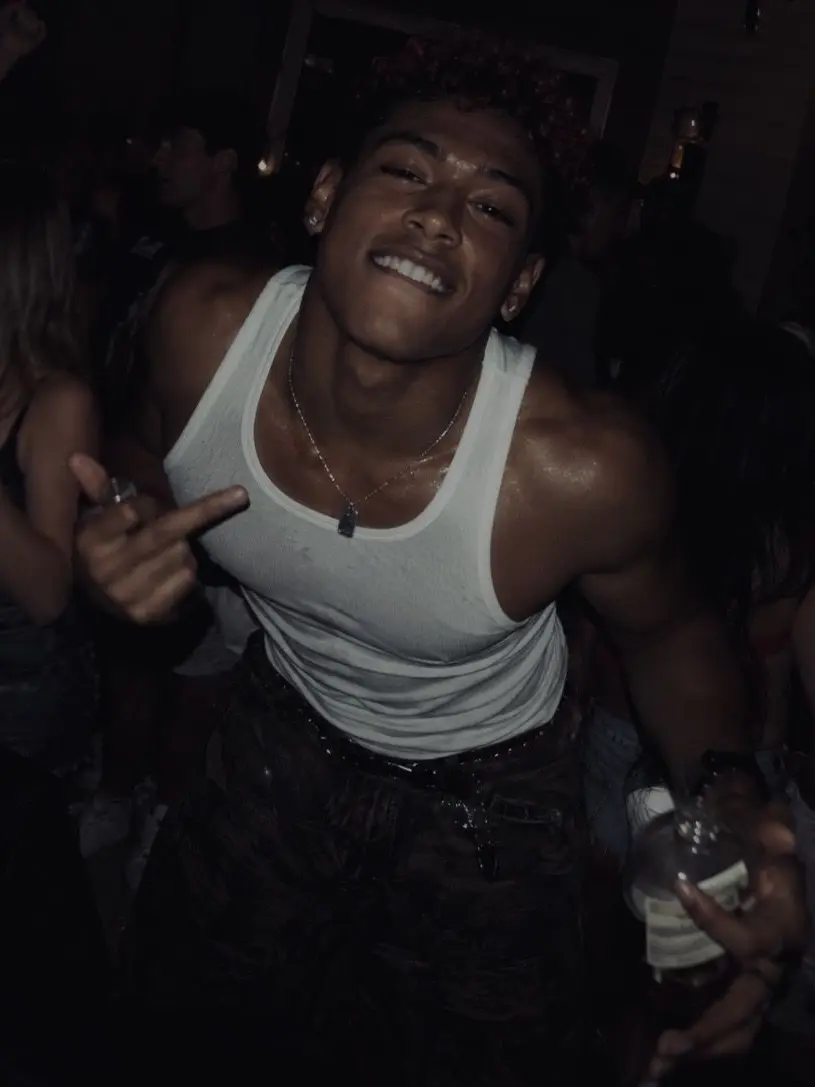 Amenark의 The Frat Boy