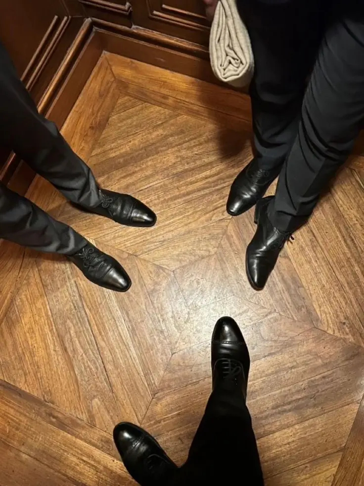 Luviviiinna의 3 bodyguard