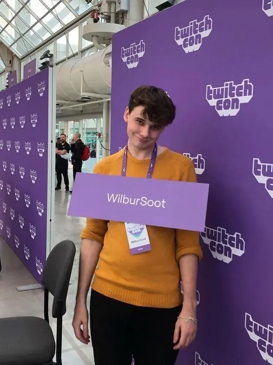 ann4k.bb의 Going to Vidcon