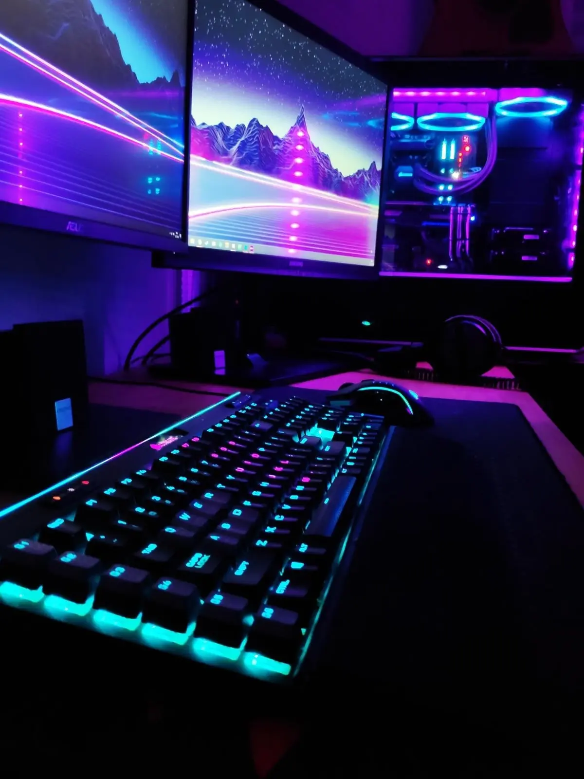 TheMeadowTorrance의 The Streamer/Gamer Boyfriend