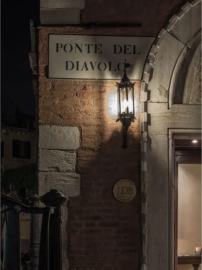 Delta_o1의 마법사의 신부