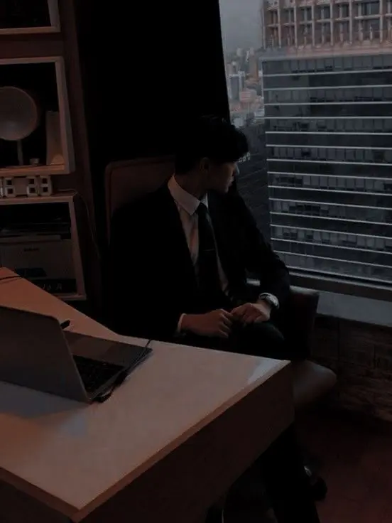 PlaidLava0264의 Enemies to lovers.