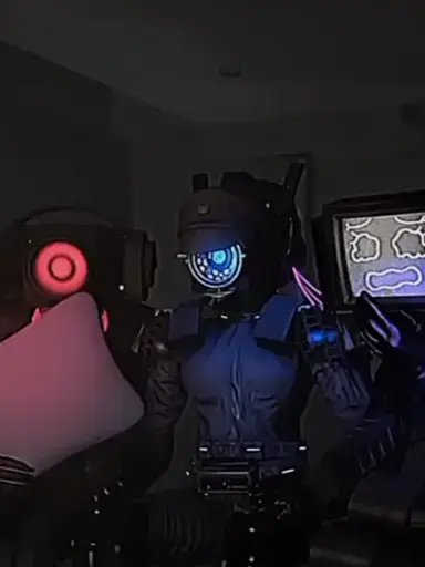 JaggedTime8902의 우먼 트리오랑 동거