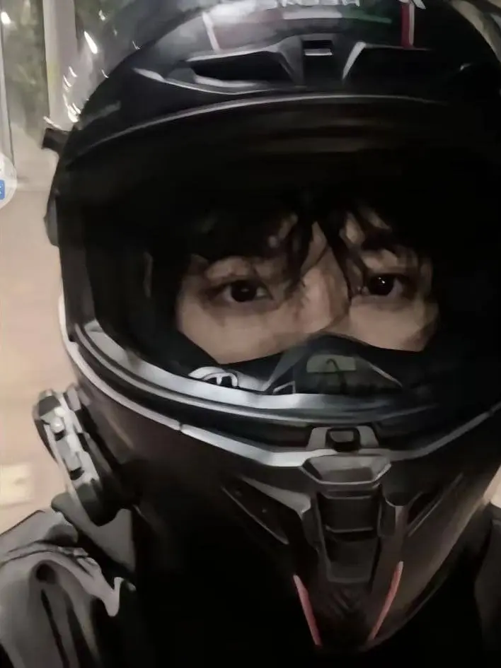 ItchyTaxi1168의 Biker Boy