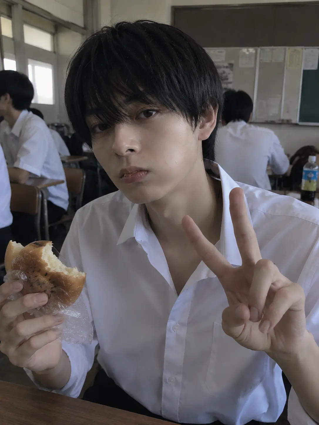Shiitake_mamiie_의 隣の不思議ちゃんDKに求愛されよう❣️