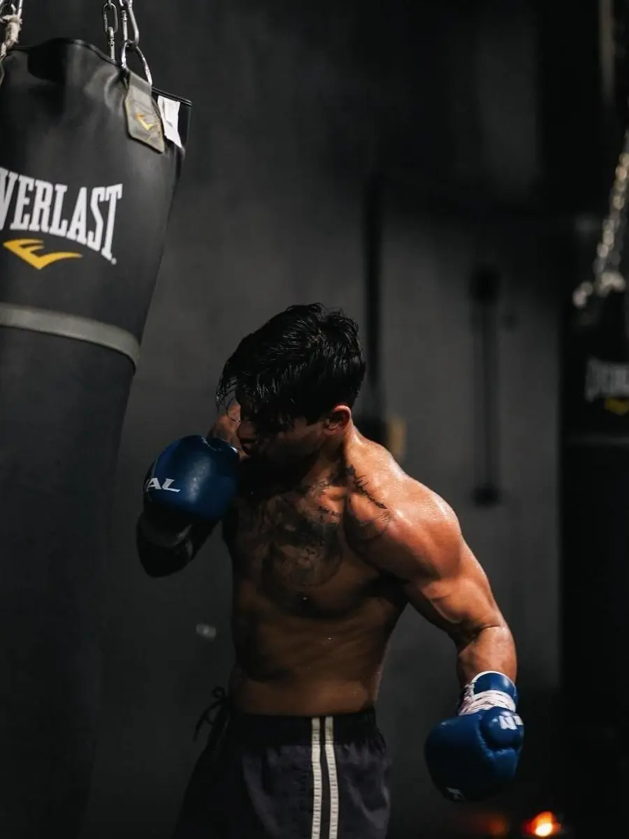 BellsBella226의 His Only Weakness🖤🥊