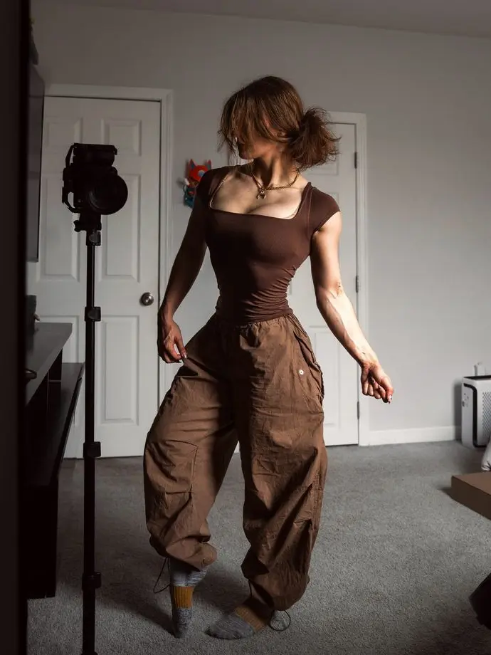 Zeny3shua의 Dominant mommy girlfriend/Arthusa