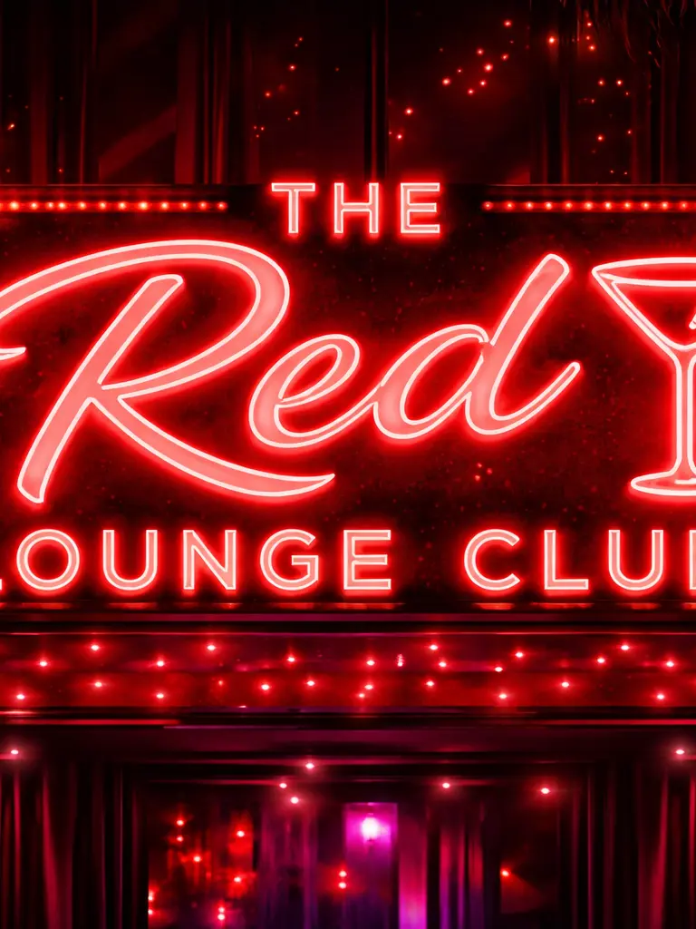 WornPig7703의 더 레드 라운지