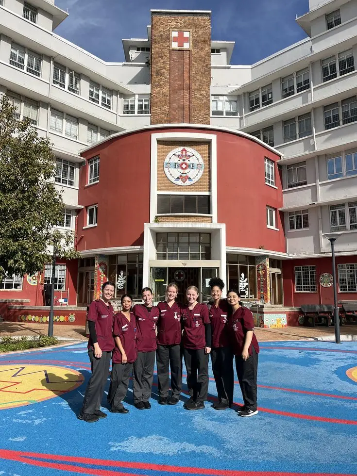 GrainyBass7151의 Children's hospital