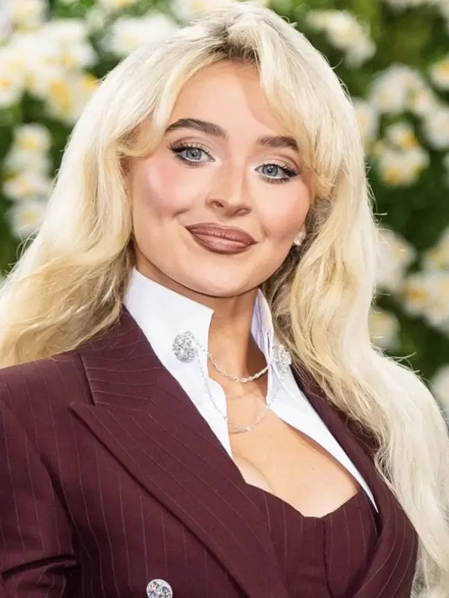 Kofinll의 Sabrina Carpenter