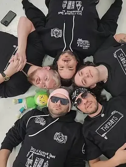 Rottingdecepticon의 The Boys