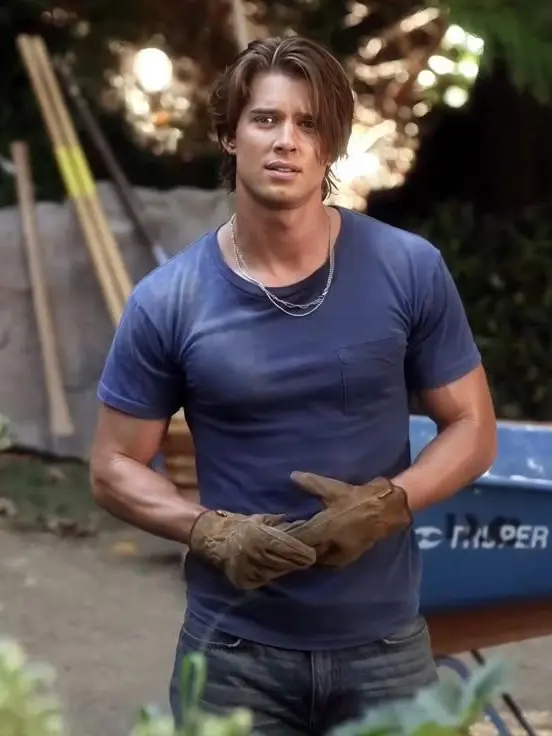 ZestyFern1534의 Jason DiLaurentis