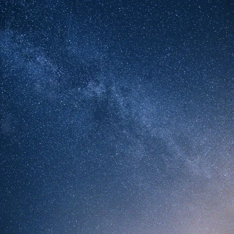 Dream.o의 《더 블랙 밀키 웨이 잡화점》
