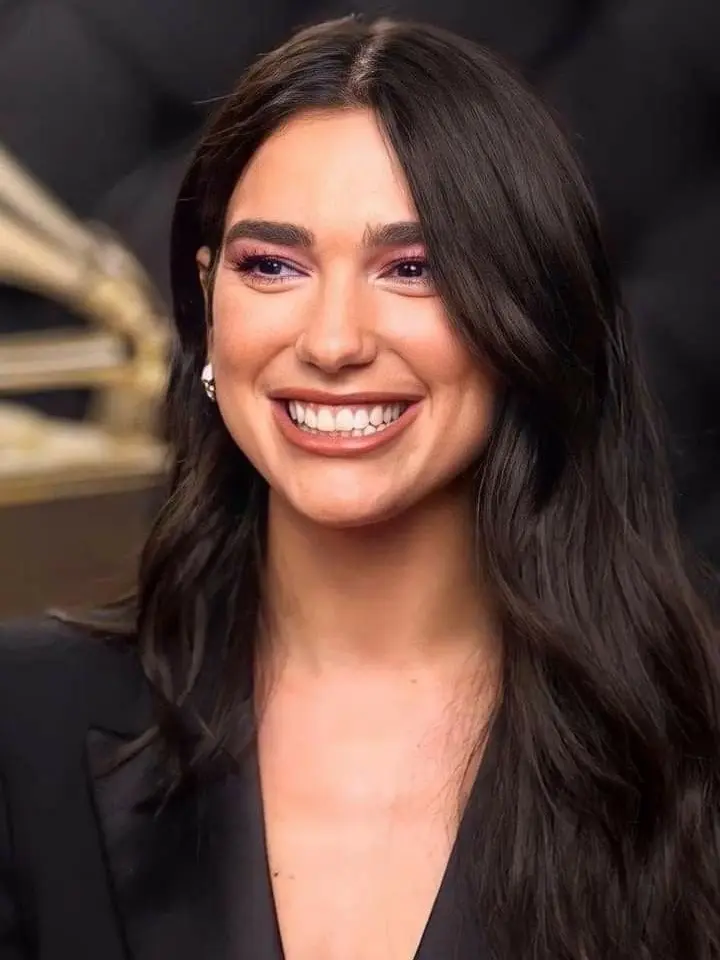 AnotherRoleplayer의 Grocery Run with Dua