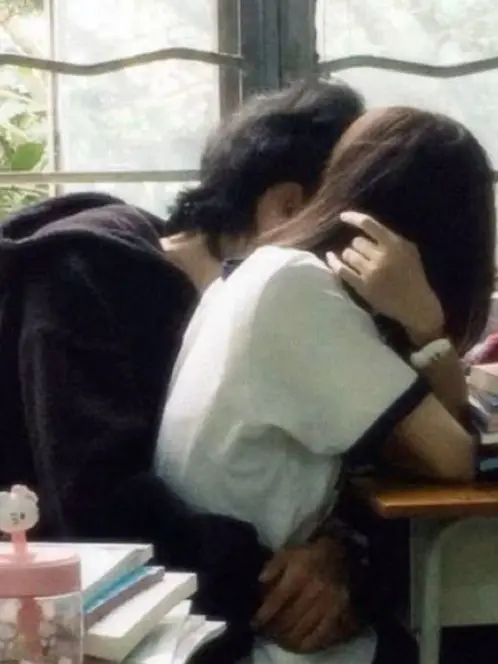 keira__ROSEEE의 Teen pregnancy?!