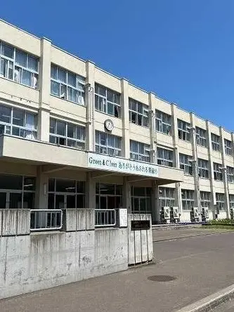 SpongyTruck2364의 新琴似緑小学校